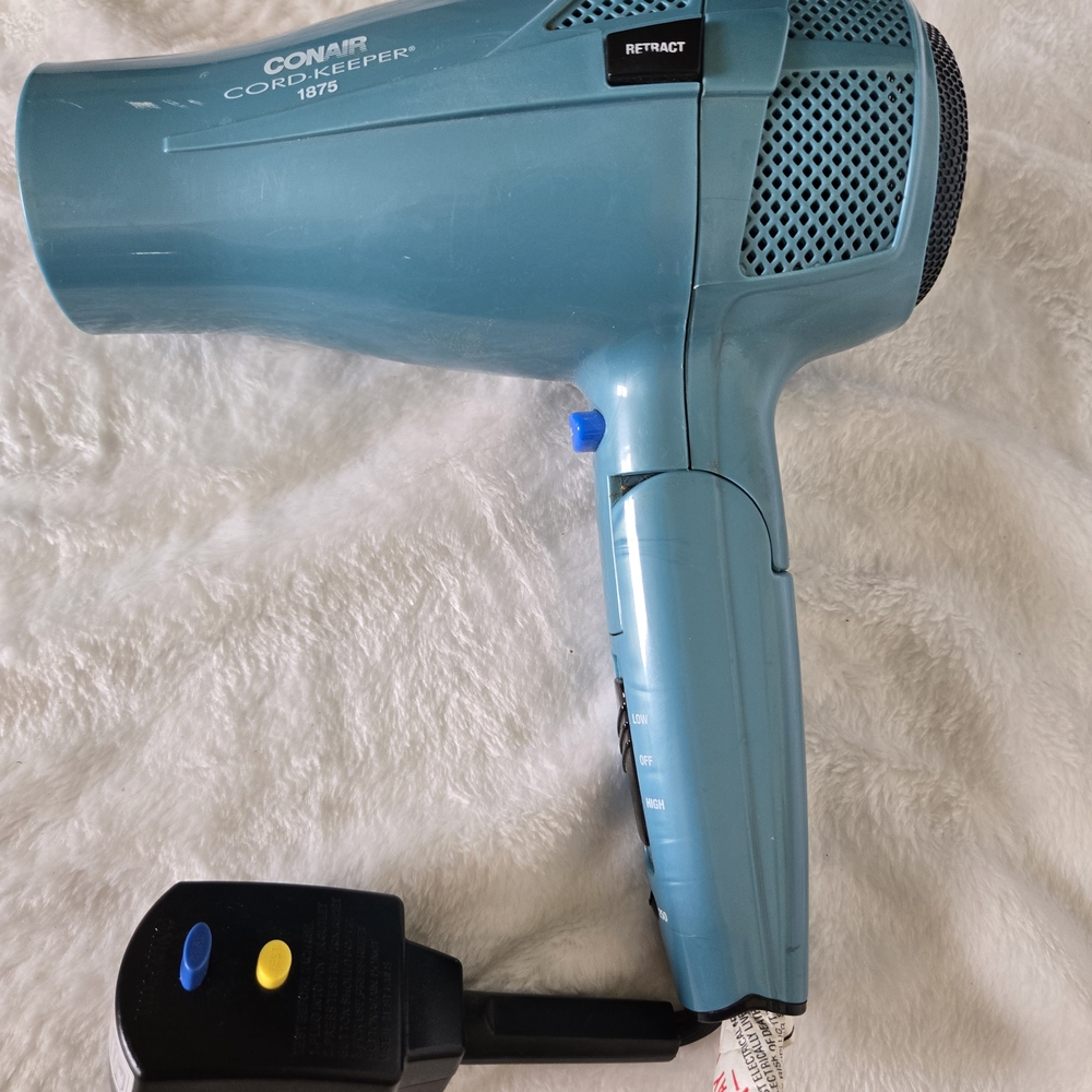 Conair Cord-Keeper 1875 Blue Hair Dryer